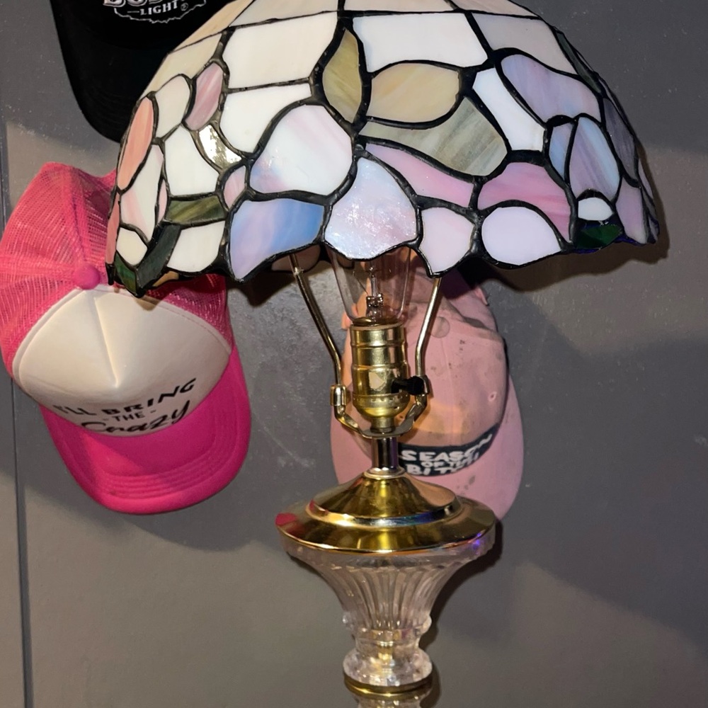 Tiffany Designs Stained Glass Table Lamp Shade in Peach, Green, Cream - Picture 2 of 3